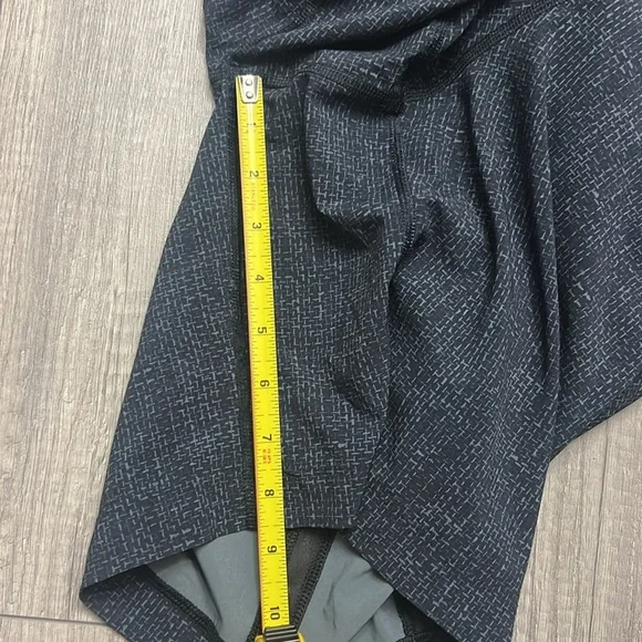 Lululemon Shorts - Picture 7 of 7